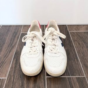 Veja V10 Women’s US 9